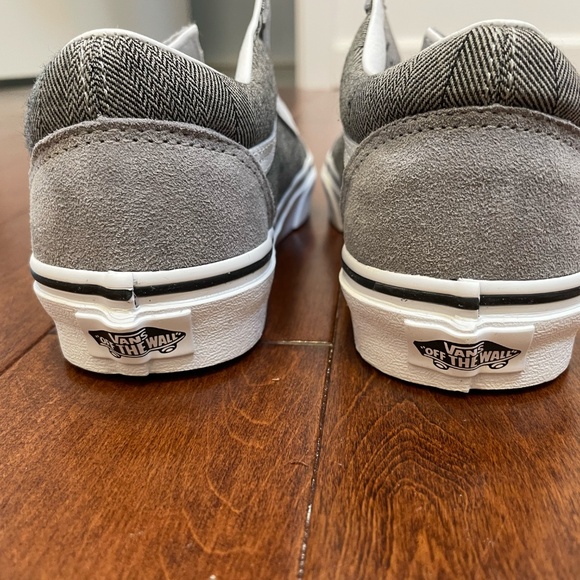 Vans Old Skool Sneakers - Picture 7 of 10